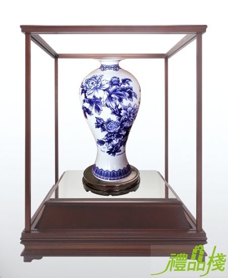 青花瓷藝品-金福,陶瓷藝品 台中,櫥窗藝品,冷彩陶藝品,青花瓷藝品,花瓶擺飾藝品