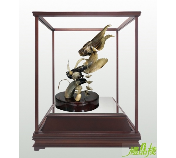 悠游自在牛角藝品,牛角工藝品,牛角藝品,櫥窗藝品,造型藝品,藝品