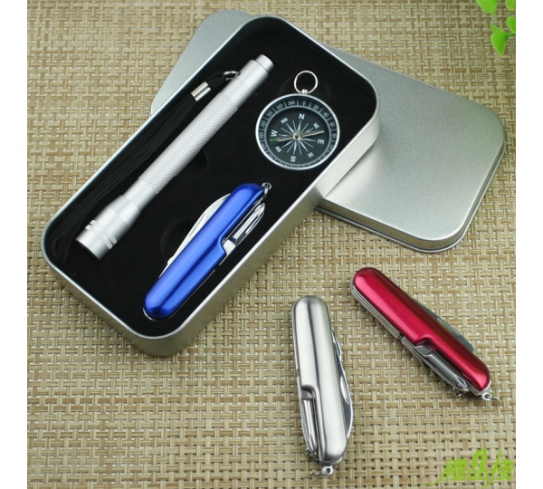 三件登山戶外組,登山用品,口袋工具,工具刀,瑞士刀功能,瑞士刀推薦